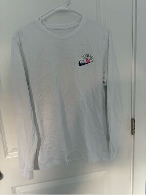 Nike White Long Sleeve Tee with Small Multicolor Logo